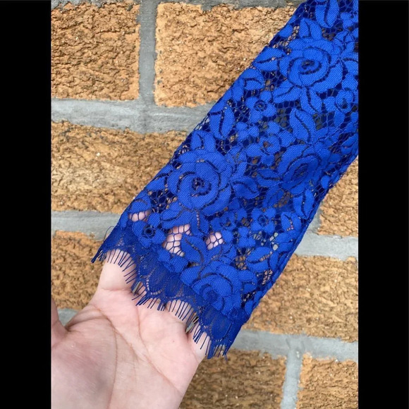 DIANE VON FURSTENBERG Royal Blue Lace Mini Dress 4 - Picture 6 of 16
